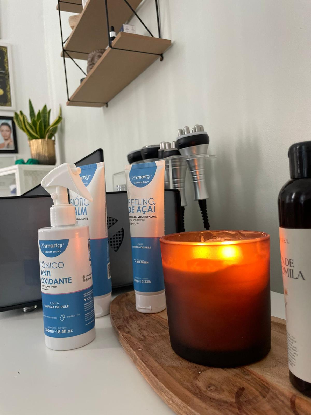 Produtos profissionais Smart GR e vela aromática no Studio Fernanda Silva
